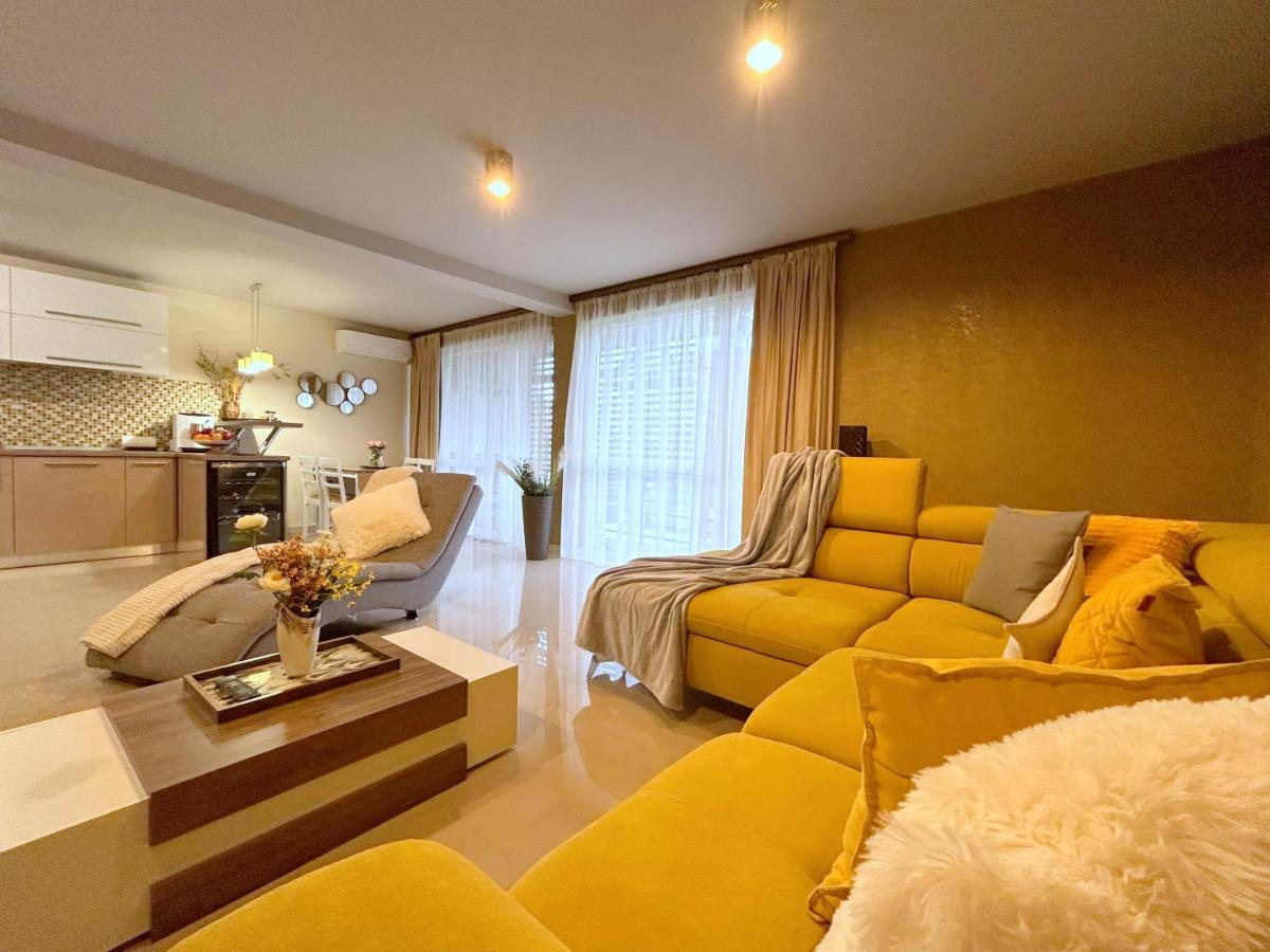 Thea Apartment Тимишоара Екстериор снимка